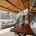 Casa Tajaraste 2 *